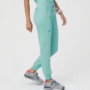 FIGS Zamora Jogger Scrub Pants